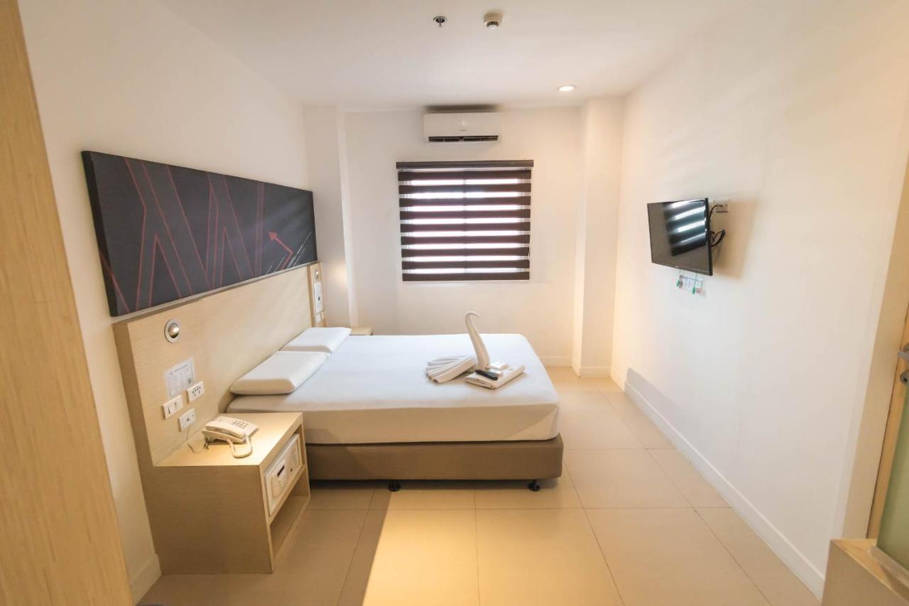 Wow Budget Hotel Cubao Ciudad Quezon Exterior foto
